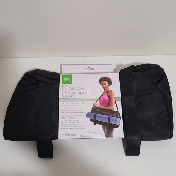GAIAM Classic Duffel Bag - Picture 5 of 6